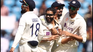 Five-star Jadeja shines on his return as India dominate Australia