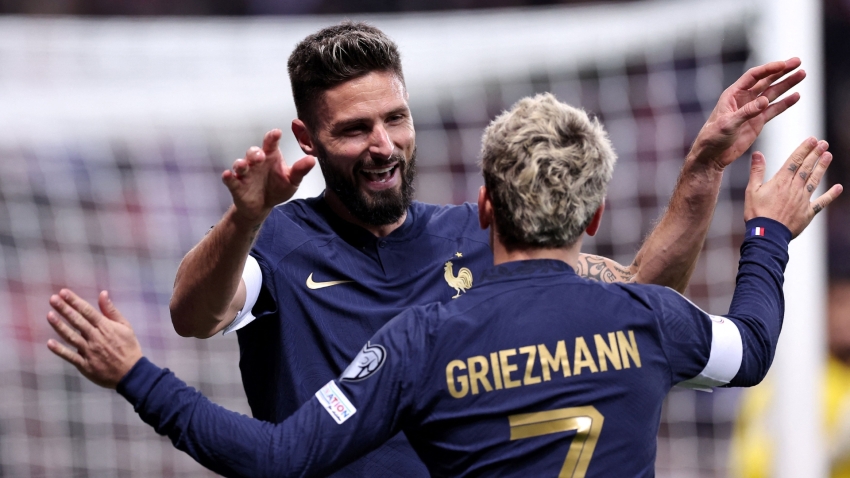 Giroud labelled as &#039;ideal team player&#039; by Griezmann