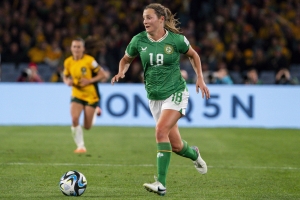 Vera Pauw ‘a bit concerned’ about Louise Quinn fitness for Republic-Canada game