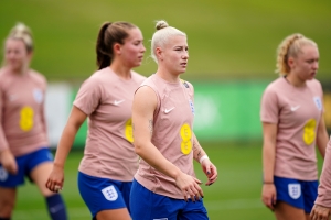 England not worried about lack of goals ahead of World Cup, says Ella Toone