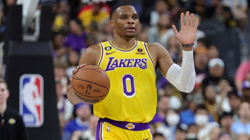 Westbrook exits Lakers&#039; preseason finale with hamstring worry, to be re-evaluated on Saturday