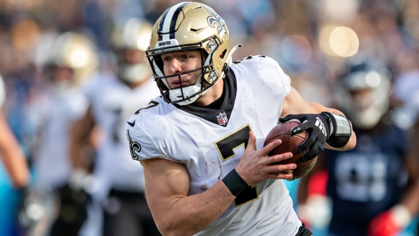 Taysom Hill's unique new deal worth at least $40M, plus more if he's the  Saints' QB