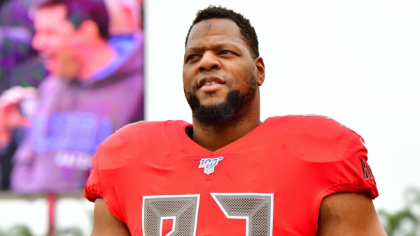 Ndamukong Suh wants to play in 2022, but rules out return to Bucs; could  Raiders be an option? 