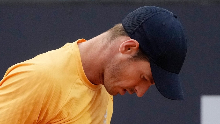 Andy Murray beaten by Fabio Fognini in first round of Italian Open