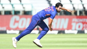 India seamer Chahar faces fitness race for T20 World Cup after back injury