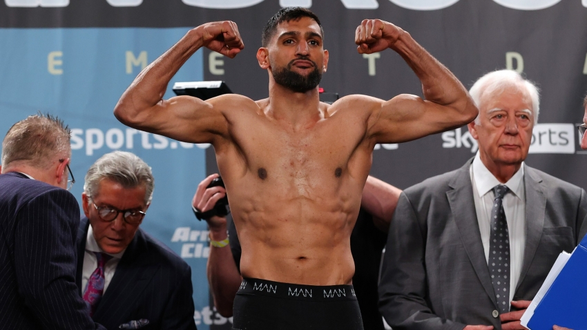 Amir Khan claims to have been robbed at gunpoint