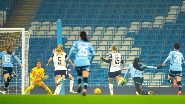 Khadija &#039;Bunny&#039; Shaw&#039;s record-breaking hat-trick powers Manchester City to 4-0 victory Over Tottenham Hotspur Women