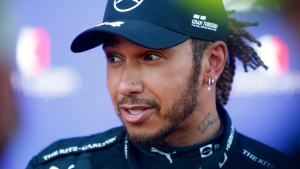 Hamilton suggests boxing ring to settle Mercedes-Red Bull row