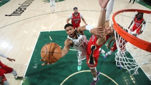 Antetokounmpo scores an even 50 in Bucks blowout victory, Morant posts triple-double