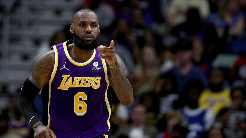 Lakers podcaster backs extension for 'GOAT' LeBron James
