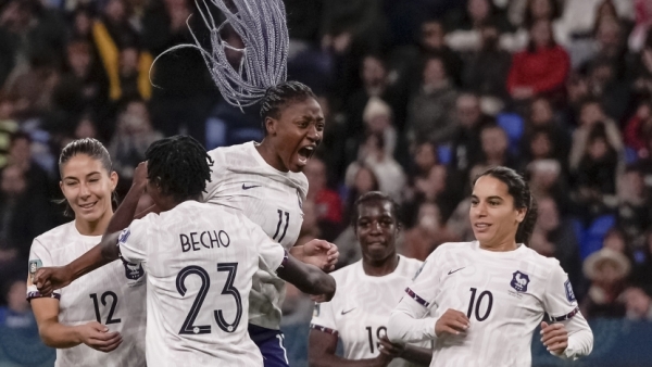 France stuns Brazil with late winner; Sweden qualifies for Women's