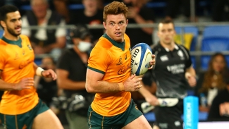 Argentina 17-32 Australia: Kellaway treble rounds off Rugby Championship in style