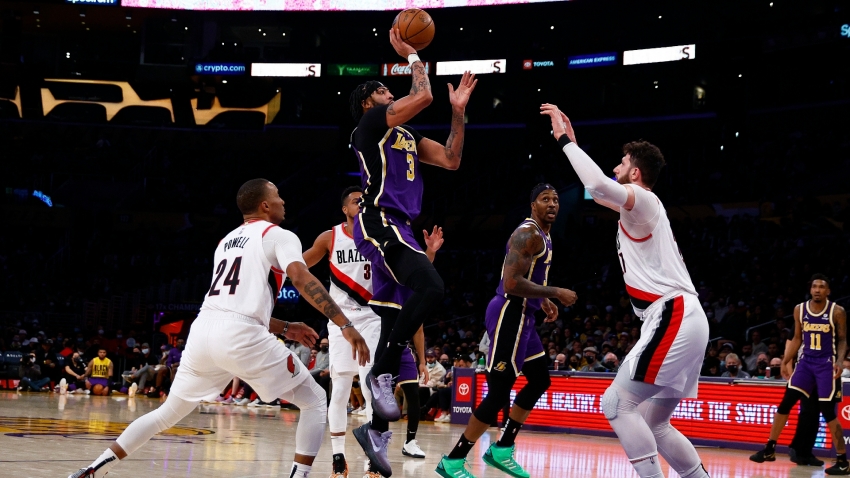 Davis ends Lakers&#039; skid in LeBron&#039;s absence, Embiid stars as 76ers beaten by Wizards