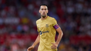 Busquets in charge of his own Barca future, says Xavi