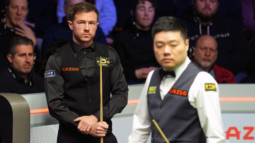 Jack Lisowski forges ahead against Ding Junhui in tight Crucible clash