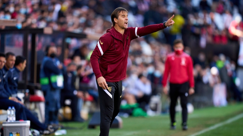 Lopetegui furious with pitch and officials after Sevilla lose ground on Real Madrid