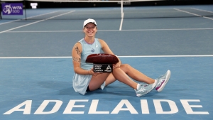 Swiatek soars to Adelaide title as French Open champion wins again