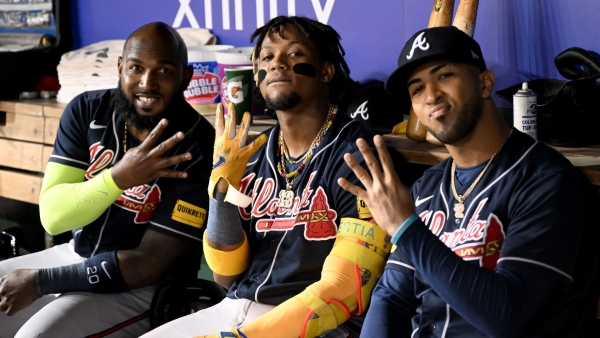 Braves shut down All-Star OF Acuña until postseason