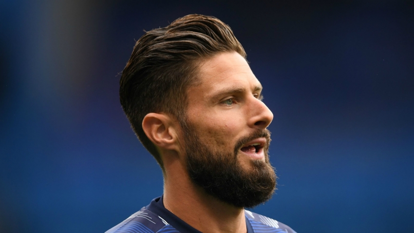 I M Not Going Anywhere Without A Fight Giroud Convinced He Can Still Play A Part At Chelsea