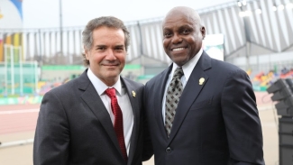 Lewis (r) and Pan Am President Neven Ilic. Lewis will be a guest of honour at the 2023 Pan American Games set for Santiago, Chile from October 26-November 1.