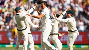 Ashes 2021-22: Australia claim four late wickets to grab stronghold in Melbourne