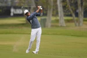 Rickie Fowler and Xander Schauffele set record-breaking pace at US Open