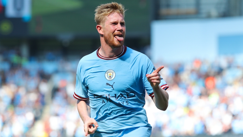 Manchester City 4-0 Bournemouth: De Bruyne steers champions to easy win