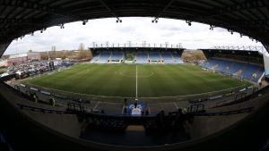 Des Buckingham happy to get first point as Oxford boss against leaders Bolton