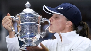 US Open: Swiatek the winning machine resists New York temptations to relish latest slam glory