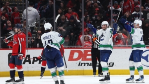 NHL: Canucks bounce back with comeback win