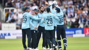 Makeshift England clinch series win over poor Pakistan
