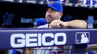 Verlander placed on Mets IL with low grade muscle strain near pitching shoulder