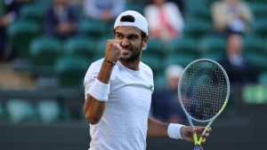 Wimbledon: Berrettini overcomes Auger-Aliassime to set up semi-final with Hurkacz