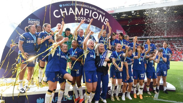 Man City&#039;s clash with Chelsea will decide WSL title, suggests Taylor