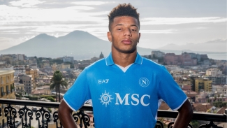 Napoli welcome Neres from Benfica in £23.8m deal