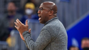 Mike Brown hailed as trend-setter by Stephen Curry as Warriors snatch 3-1 playoffs advantage