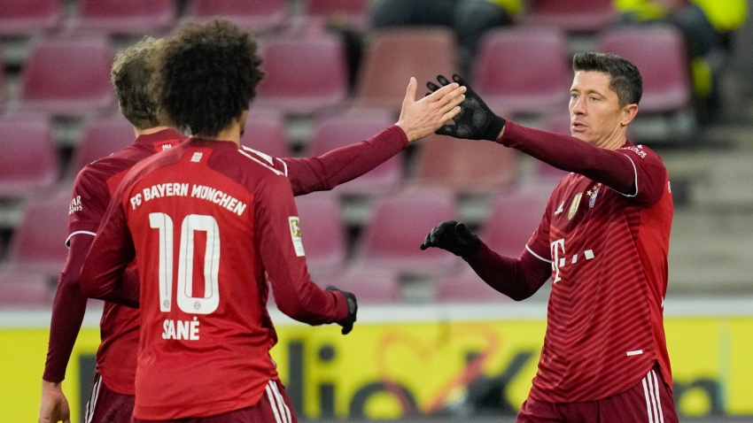 Cologne 0-4 Bayern Munich: Lewandowski hits hat-trick as leaders set Bundesliga record