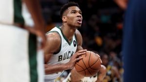 Bucks&#039; Giannis reportedly cleared from COVID-19 protocols