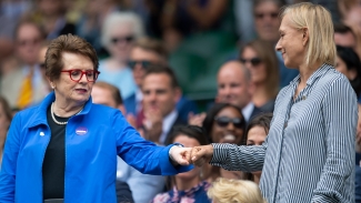 Billie Jean King supports &#039;brave and strong&#039; Navratilova after cancer diagnosis