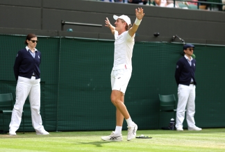 Henry Searle ends 61-year wait for British success in Wimbledon boys’ singles