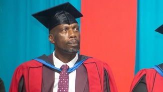 Cricket West Indies president congratulates Sir Curtly Ambrose on honorary doctorate