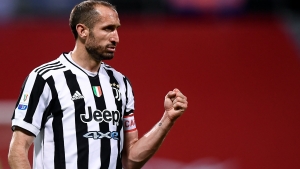 Chiellini&#039;s agent: We are waiting on Juventus to discuss new contract