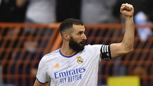 Real Madrid boss Ancelotti &#039;positive&#039; about Benzema being ready for PSG clash