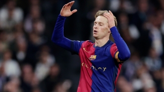 De Jong must fight for Barcelona spot, says Flick ahead of Las Palmas clash