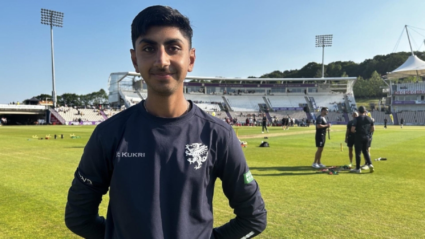 Rookie spinner Shoaib Bashir handed shock call-up for England tour of India