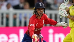No extra pressure on England in penultimate Ashes match – wicketkeeper Amy Jones