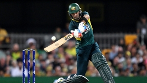 Maxwell leads Australia to opening T20I victory