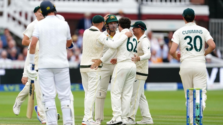 England hand control of second Ashes Test to Australia