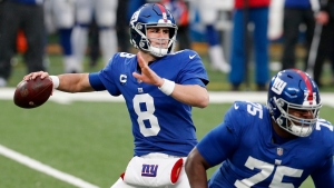 New York Giants: Free agency moves give Jones a fighting chance