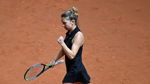 Halep off to a flyer in Stuttgart, Svitolina gets the better of Kerber